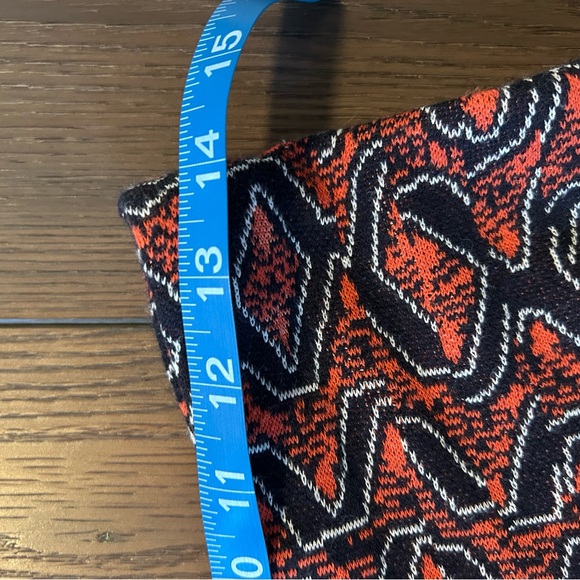 NIC+ZOE Vibrant Red and Black A-Line Knit A-Line, Tribal Inspired Print Size S - Picture 7 of 7